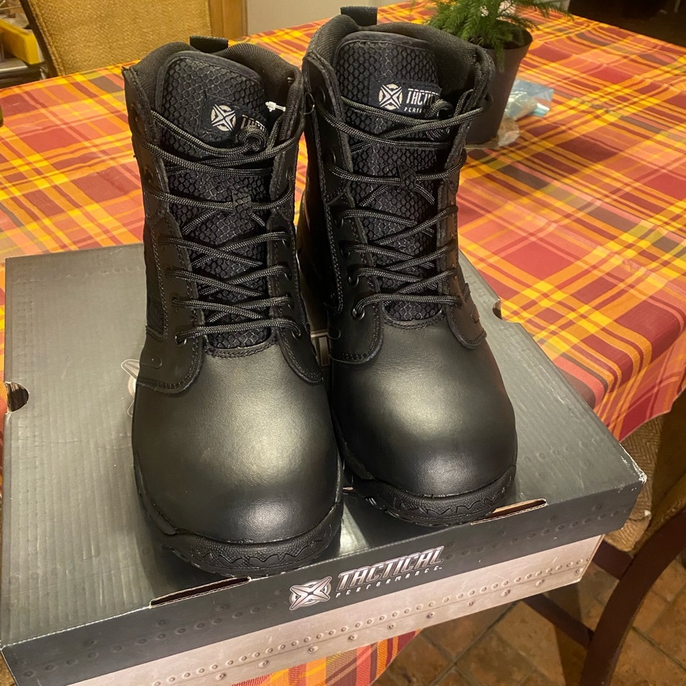 Tactical Work Boots - Picture 2 of 3